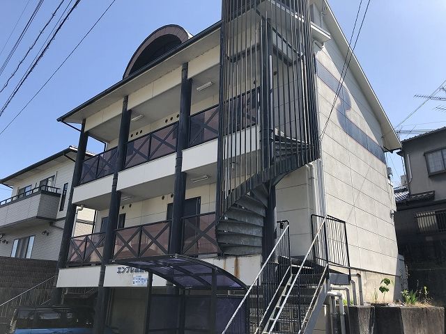 エンブレム錦見 102