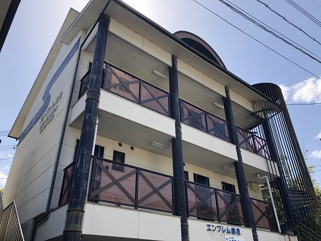 エンブレム錦見 101